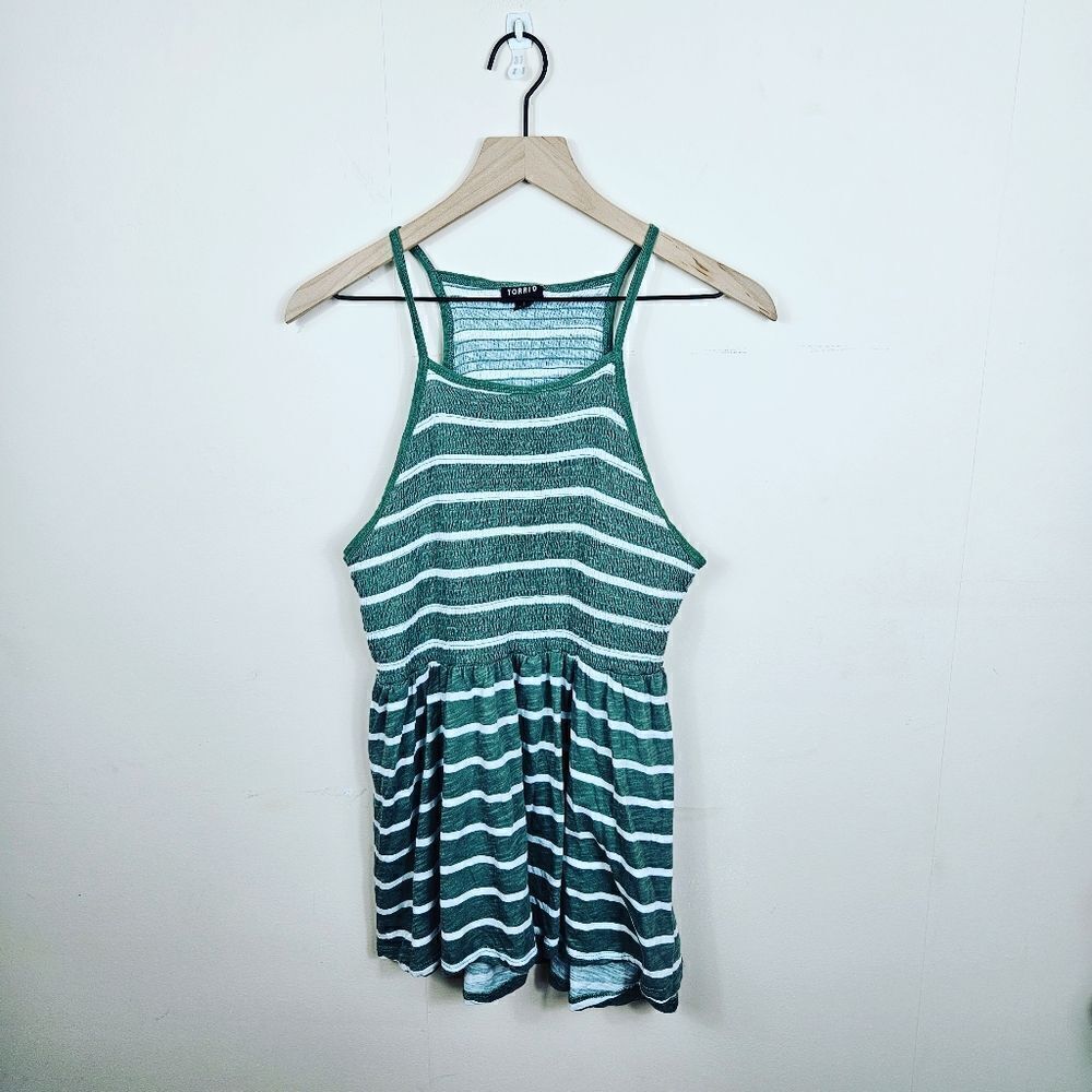 Torrid Smocked Babydoll Hi-Low Top – Green & White 1X - Picture 2 of 10